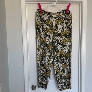Old Navy Women's Wide Leg Pants - Green and White Tropical Print